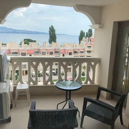 Apartment South Bay Beach Varna